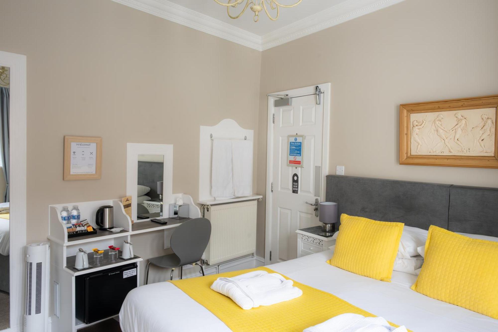 The Courtyard Guest house Great Yarmouth