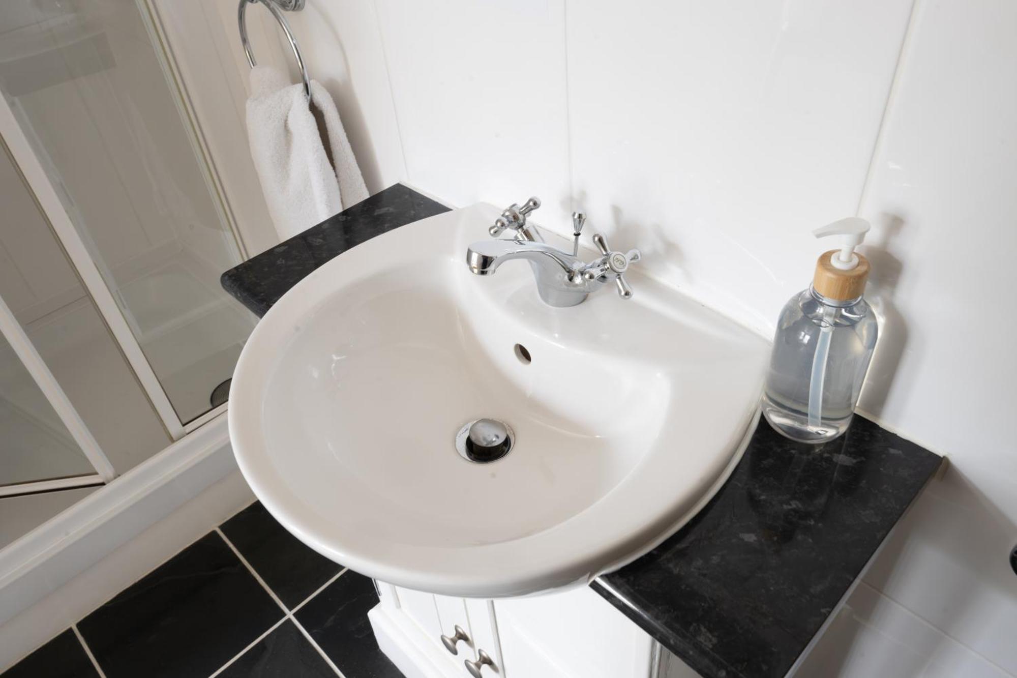 The Courtyard Guest house 3*