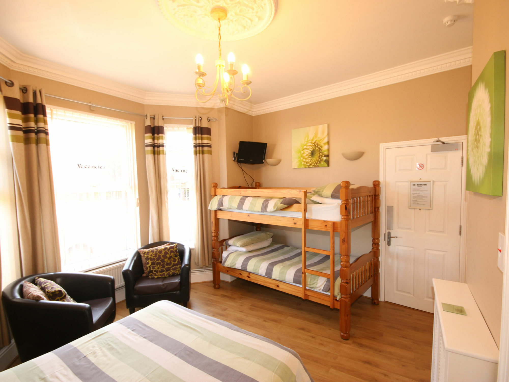 The Courtyard Guest house 3*